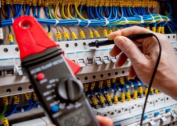 best electrician services arabian ranches Professional Electrician repair dubai Professional Electrician maintenance near me